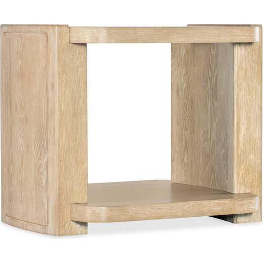 Retreat End Table by Hooker Furniture in dune. Made from oak veneers in a cottage & farmhouse style.