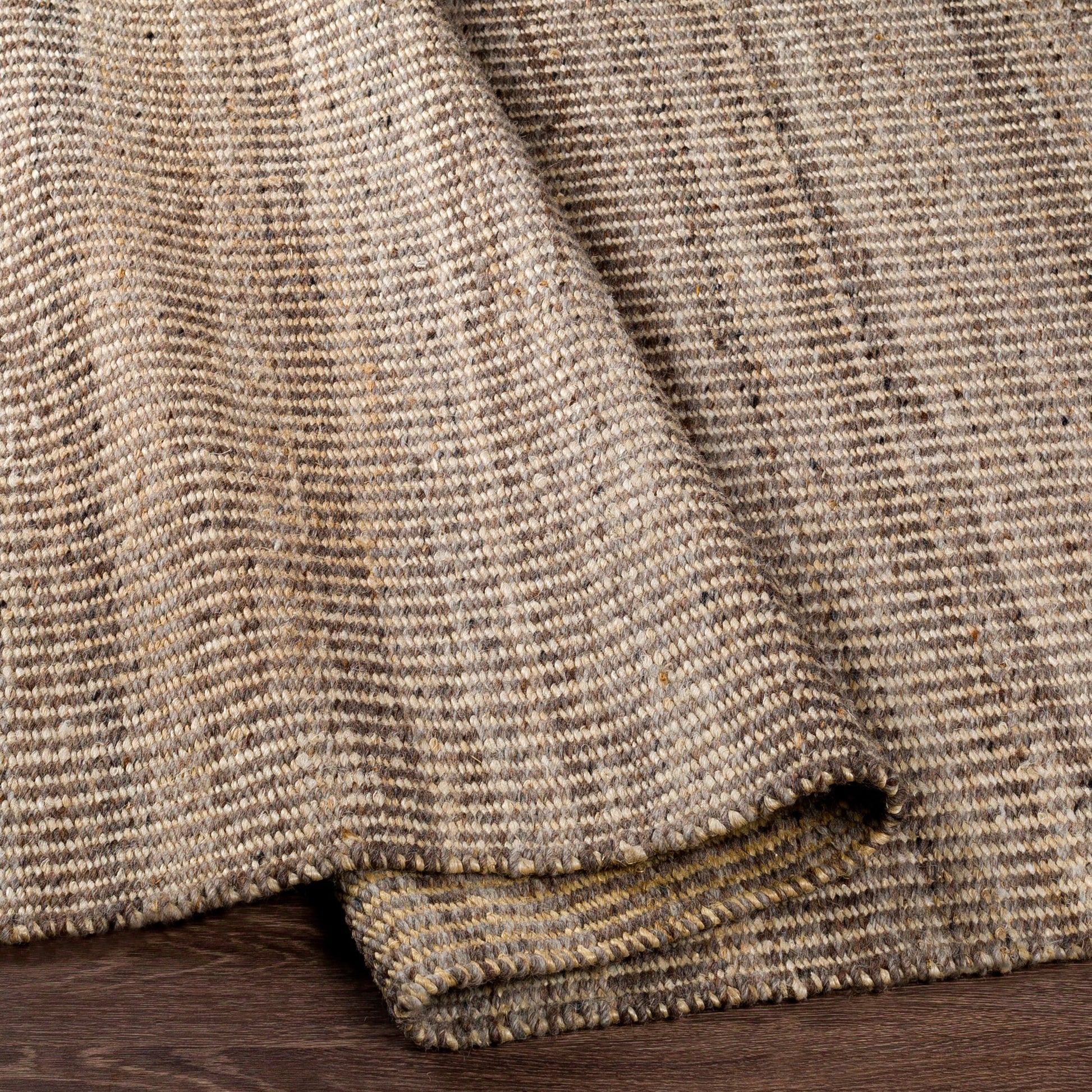 Nottingham Rug - 29247 by Livabliss. Made from 50% jute, 50% wool in a unique style.