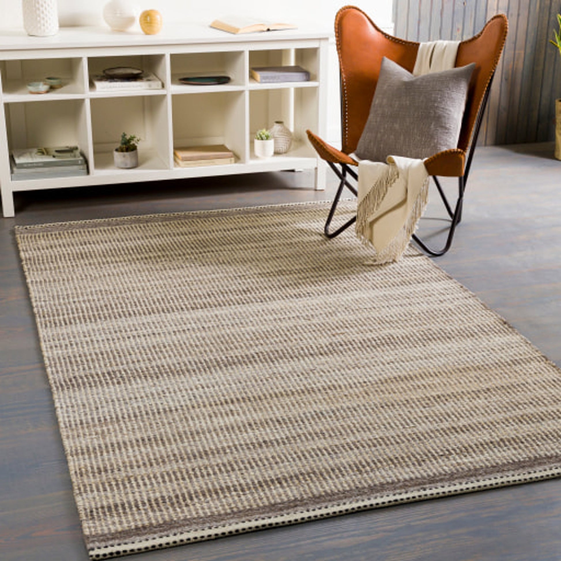 Nottingham Rug - 29247 by Livabliss. Made from 50% jute, 50% wool in a unique style.