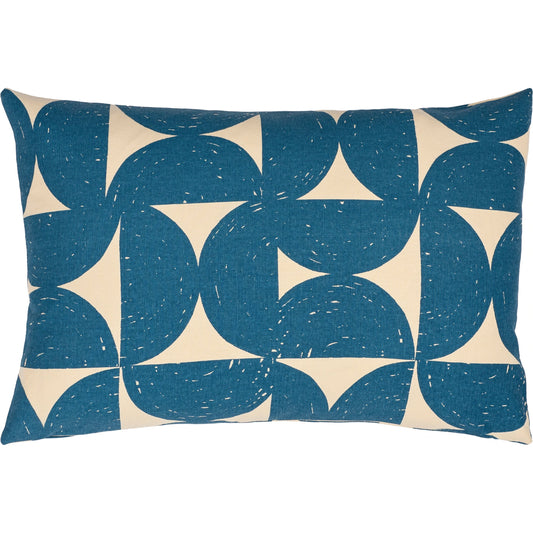 Natur Pillow - 12166 by Livabliss. Made from 100% cotton in a coastal style.