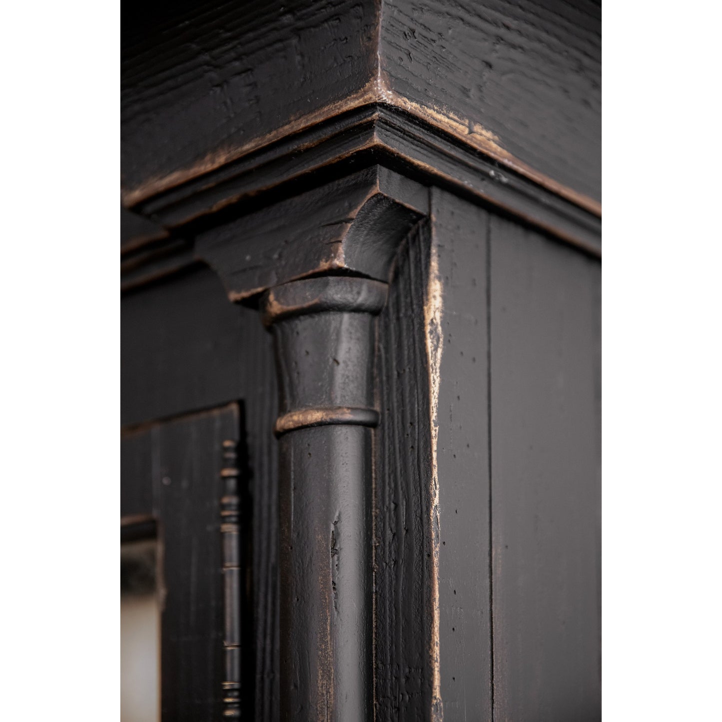 003 SI-1748667 | Closeup | Ciao Bella Display Cabinet by Hooker Furniture. Made from maple, pine veneers with glass in a traditional style.