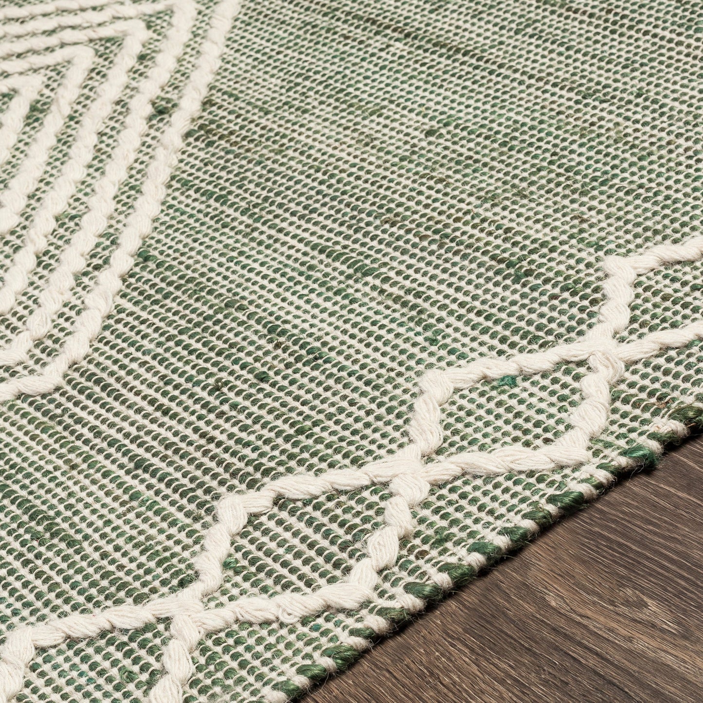 004 SI-1833333,SI-1833334,SI-1833335,SI-1833336,SI-1833338 | Closeup | Norwood Rug - 27921 by Livabliss in medium green, cream. Made from 60% jute, 40% wool in a unique style.