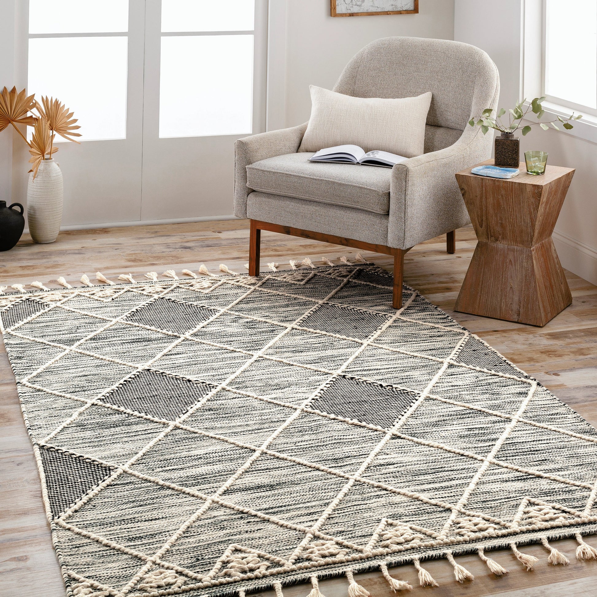 Norwood Rug - 30393 by Livabliss. Made from 100% wool in a unique style.
