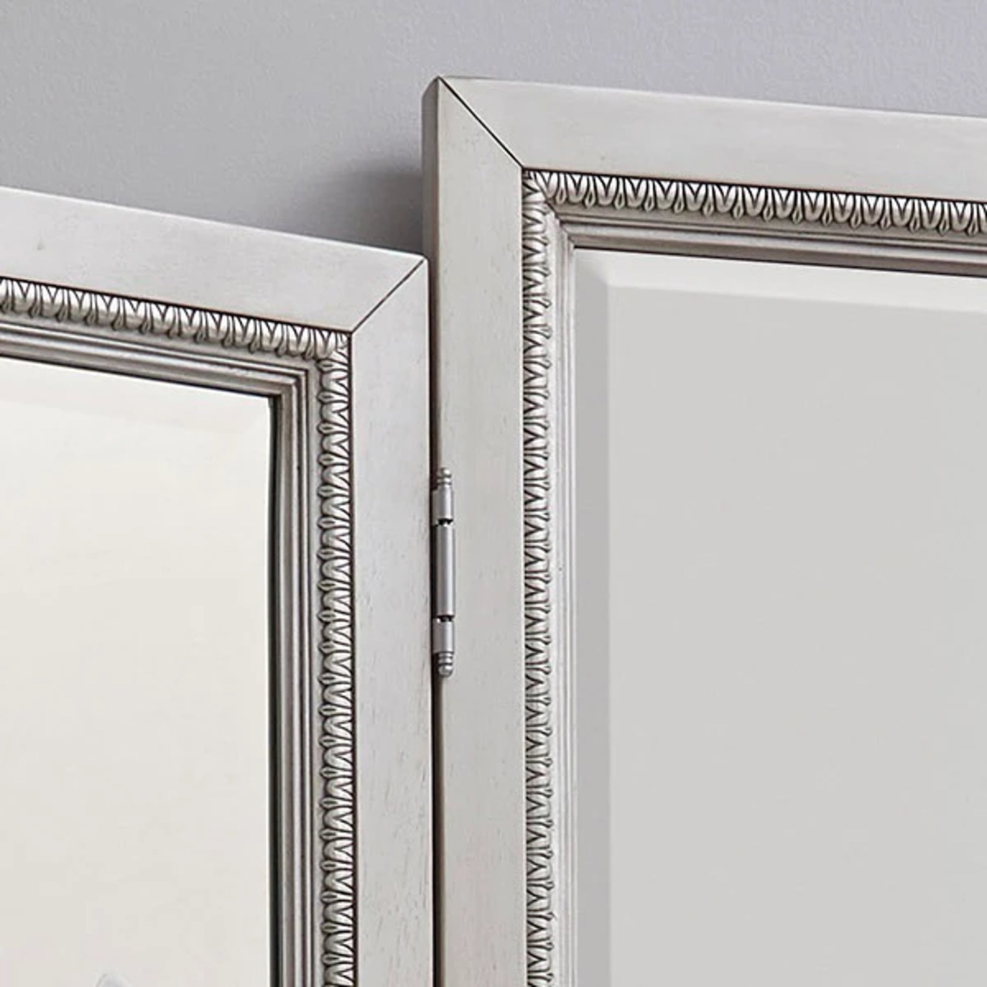 Camila Vanity Mirror by Pulaski Furniture in semi-transparent creamy white. Made from ash veneers in a modern style.