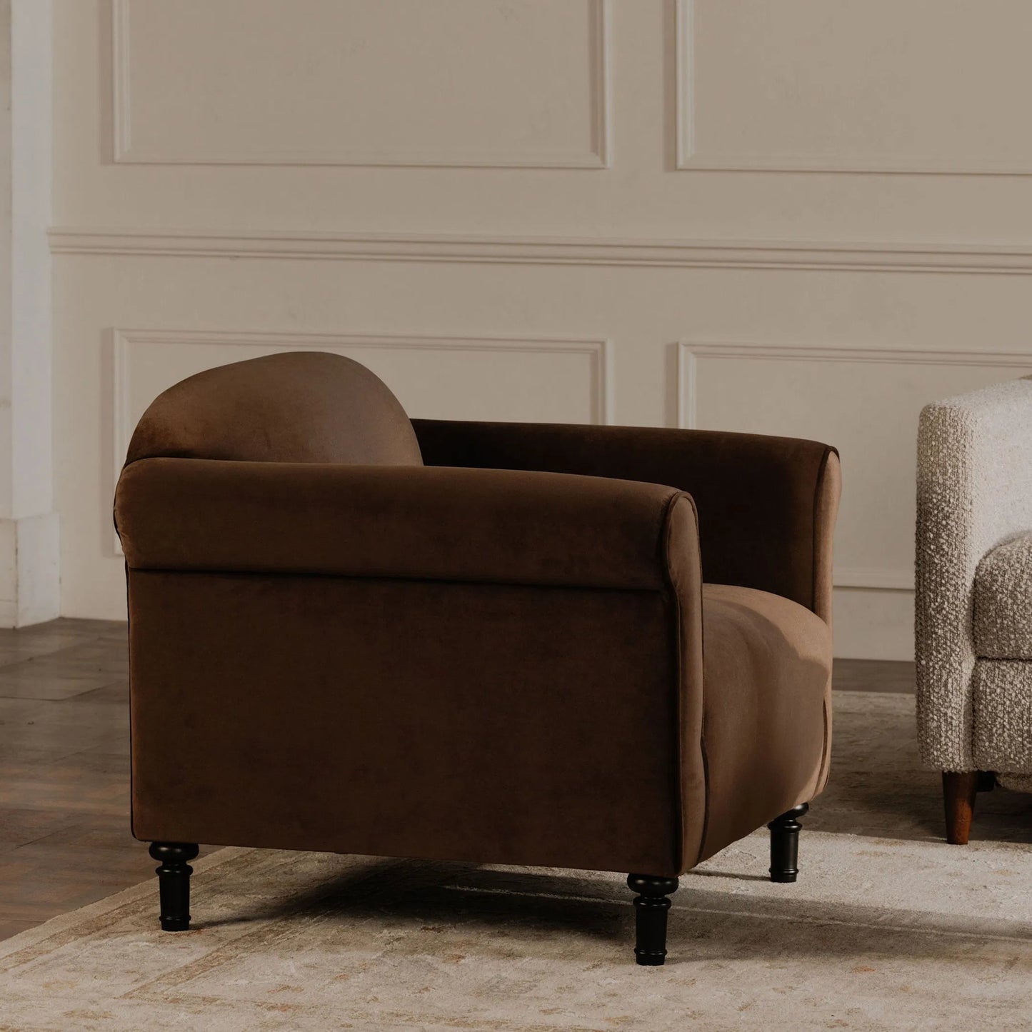 007 SI-2368086 | Lifestyle | Harmony Accent Chair by Moe's Home Collection. Made from upholstery: 100% polyester, birch wood leg, foam, fiber seat, plywood frame in a traditional style.