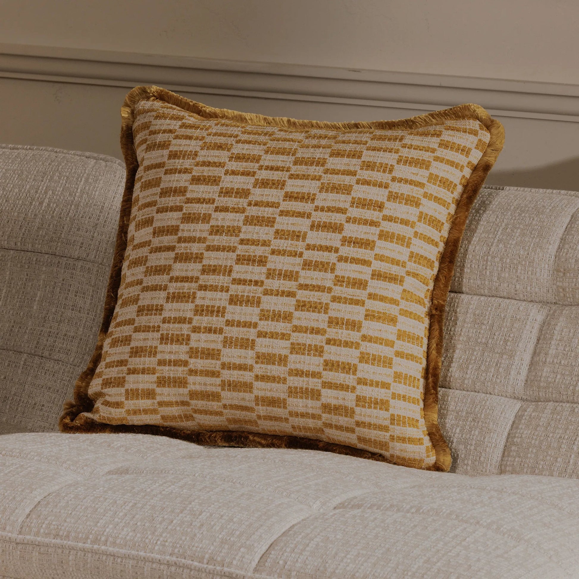 Leone Cushion by Moe's Home Collection. Made from 100% polyester, cushion 60% feather, 40% fibre in a traditional style.