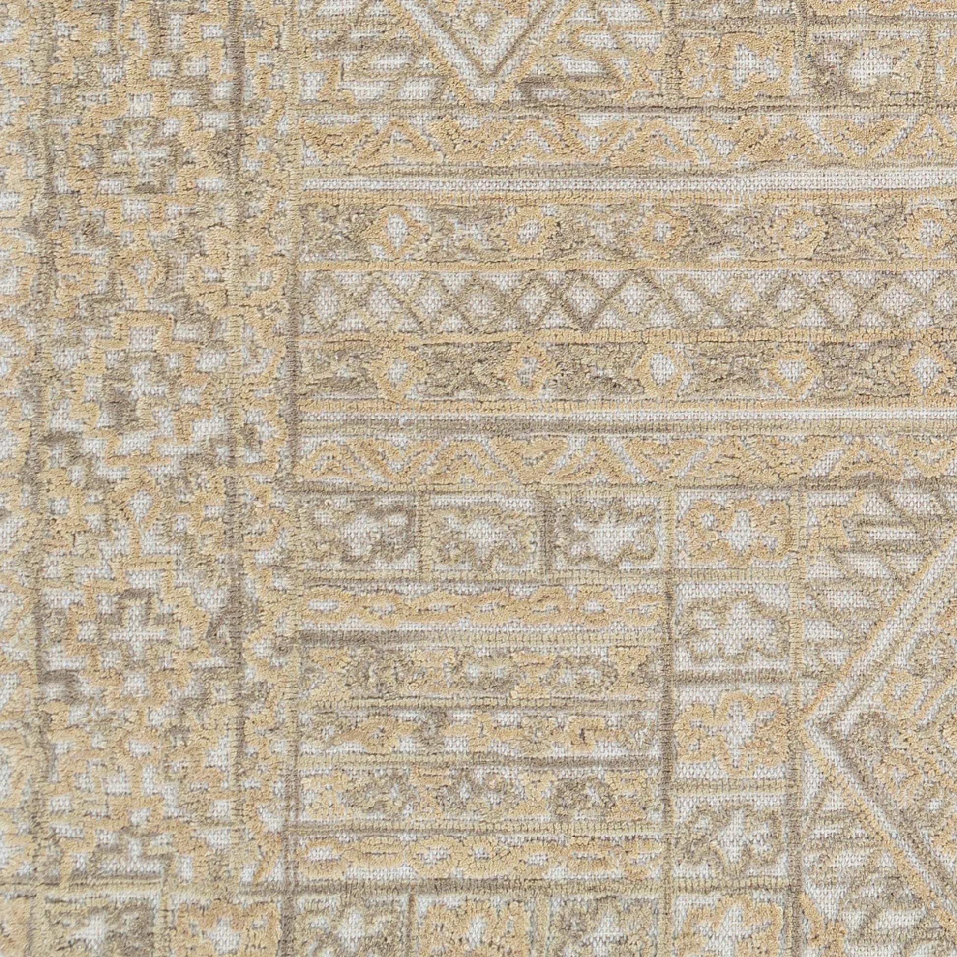 Oakland Rug - 26245 by Surya. Made from 100% wool in a unique style.