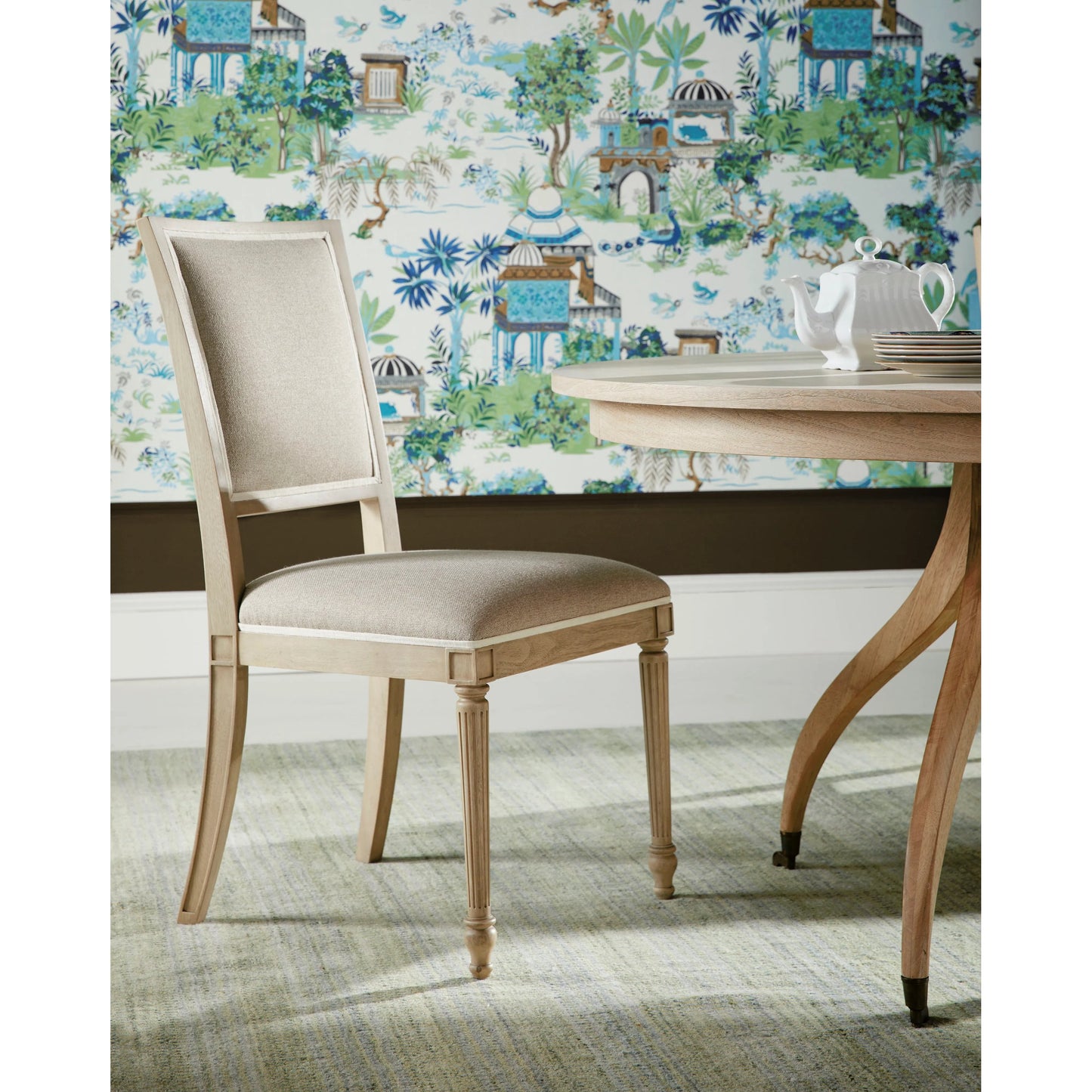018 SI-2186305 | Lifestyle | Timeless Flare Uph. Side Chair by Jonathan Charles. Made from beech wood, foam, fabric in a modern style.