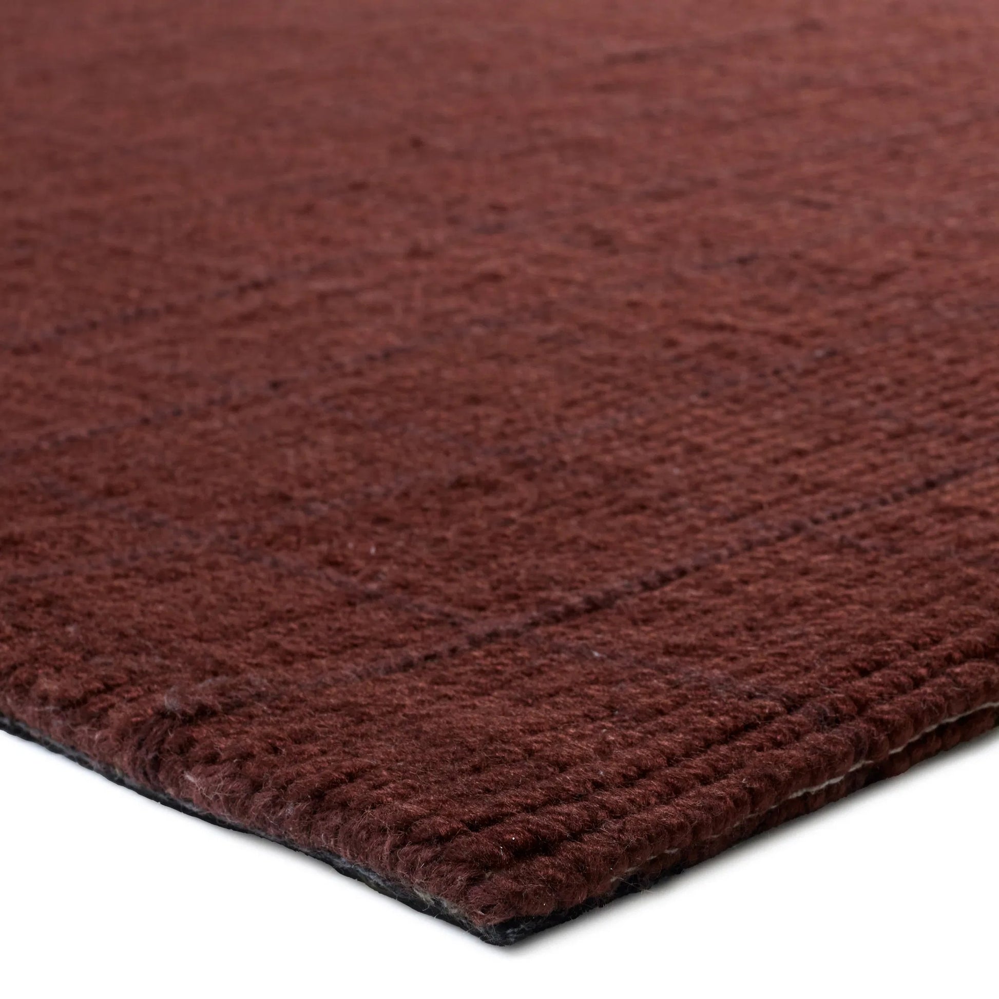 Oxford By Barclay Butera OBB05 Rug by Jaipur Living in red. Made from 50% wool 50% pet yarn in a unique style.