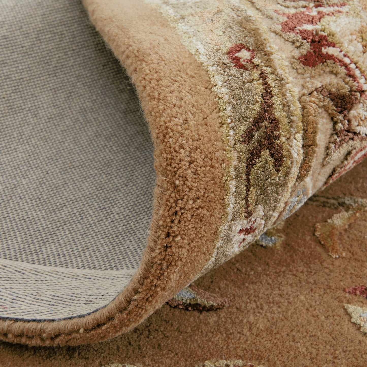 007 SI-2130017,SI-2130018 | Closeup | Prescott Traditional & Botanical Rug - 8939F by Feizy. Made from viscose, wool in a unique style.