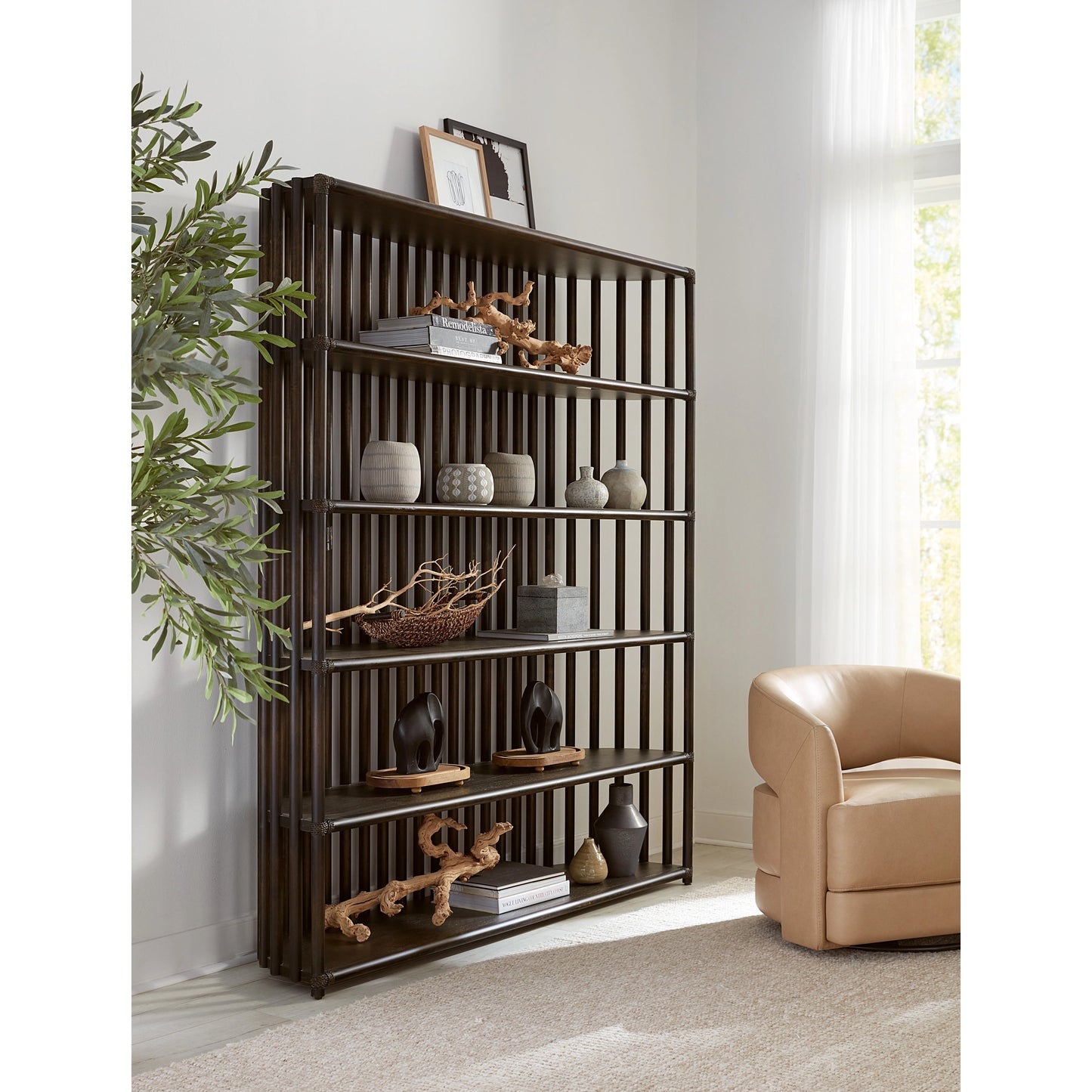 010 SI-2133701 | Lifestyle | Retreat Slatted Bookcase by Hooker Furniture. Made from oak veneers, rope in a cottage & farmhouse style.