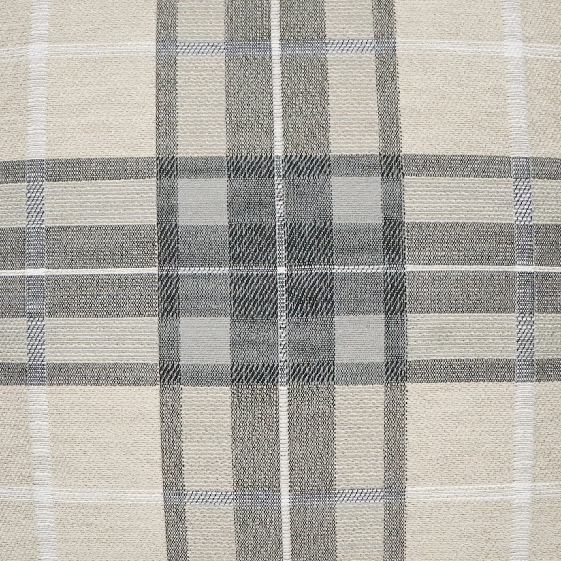 Roddy by DV Kap Home. Made from 84.78% poly(uv), 15.22% olefin(uv) in a modern style.