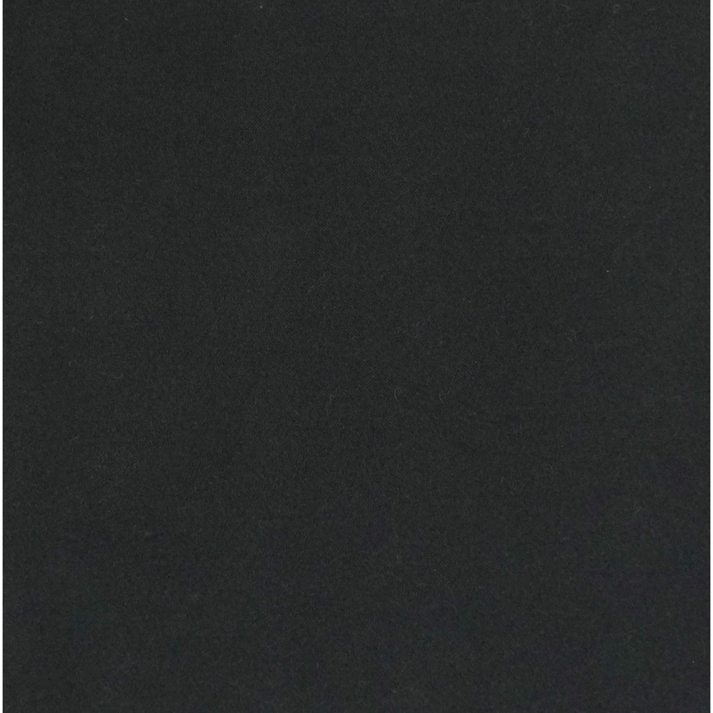 005 SI-2028710 | Closeup | Sundance Duo Pillow by DV Kap Home. Made from 100 % poly(uv) in a modern style.