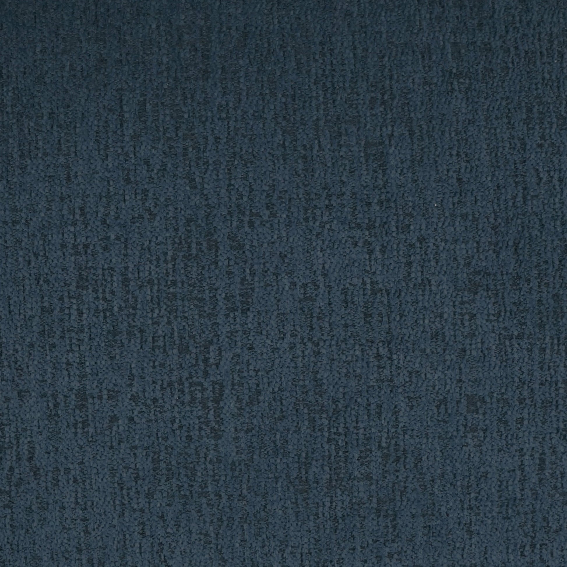 Gowan Pillow by DV Kap Home. Made from 100 % poly(uv) in a modern style.