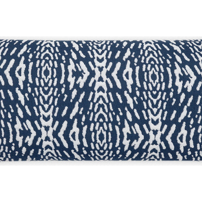 Riff Lumbar by DV Kap Home. Made from 49% polyester 51% polypropylene in a modern style.