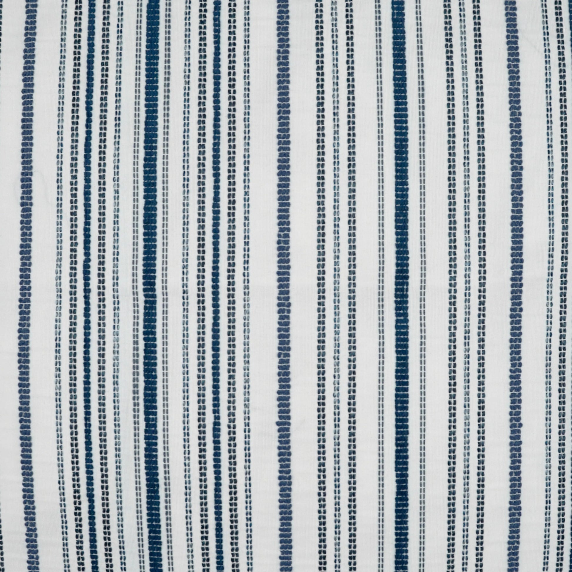 Accola Pillow by DV Kap Home. Made from 47.05% poly(uv), 35.02% pcrpoly(uv), 17.93% olefin(uv) in a modern style.