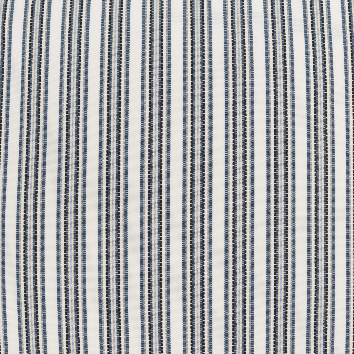001 SI-2514529 | Closeup | Pendle Indoor/Outdoor Pillow by DV Kap Home. Made from 100% polypropylene in a transitional style.
