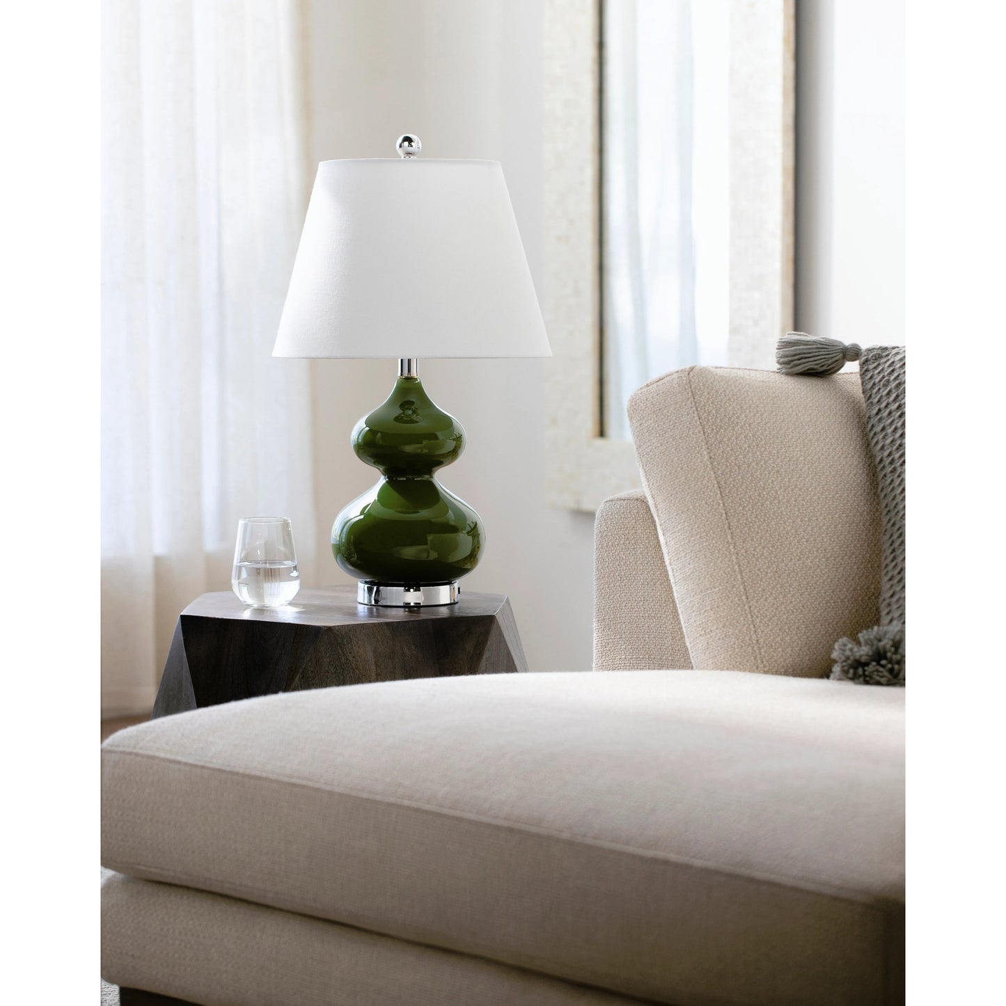 004 SI-2053943 | Lifestyle | Olive Accent Table Lamp by Livabliss. Made from unique in a modern style.