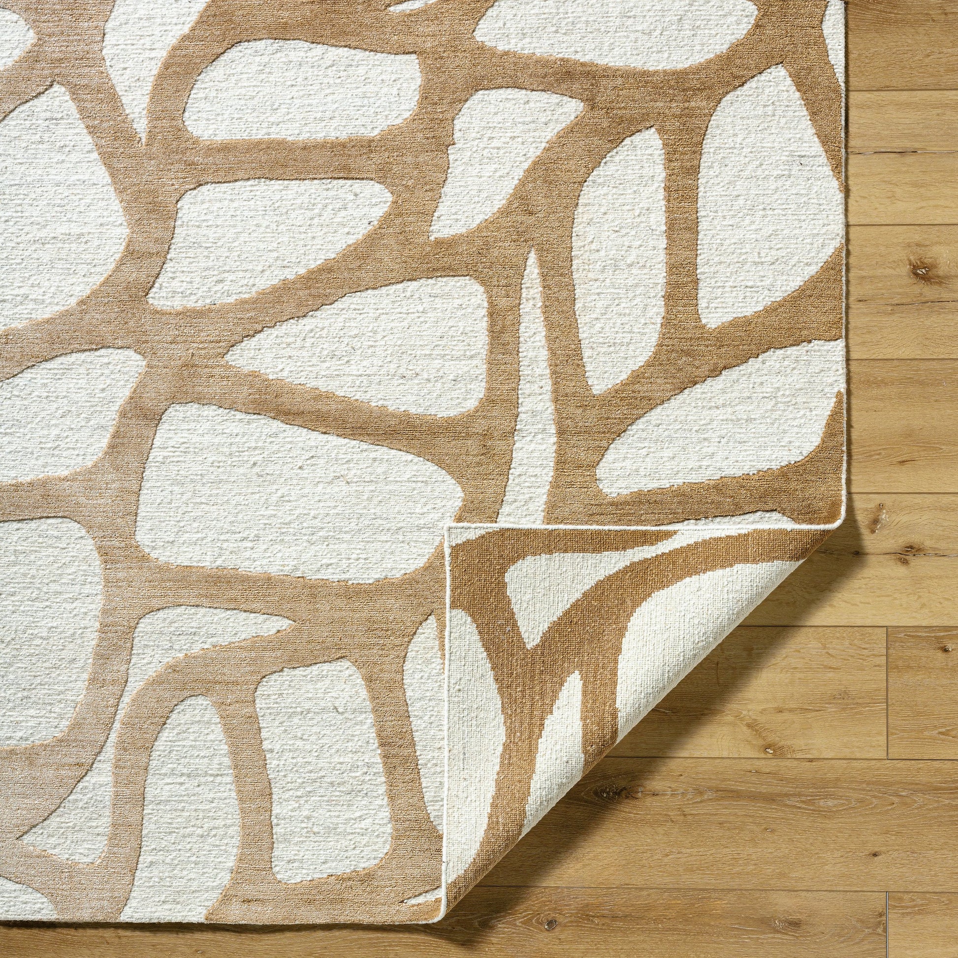Ombre OMB-2301 Rug by Surya in beige, cream, sandstone, ivory. Made from face: 70% wool, 30% viscose in a unique style.