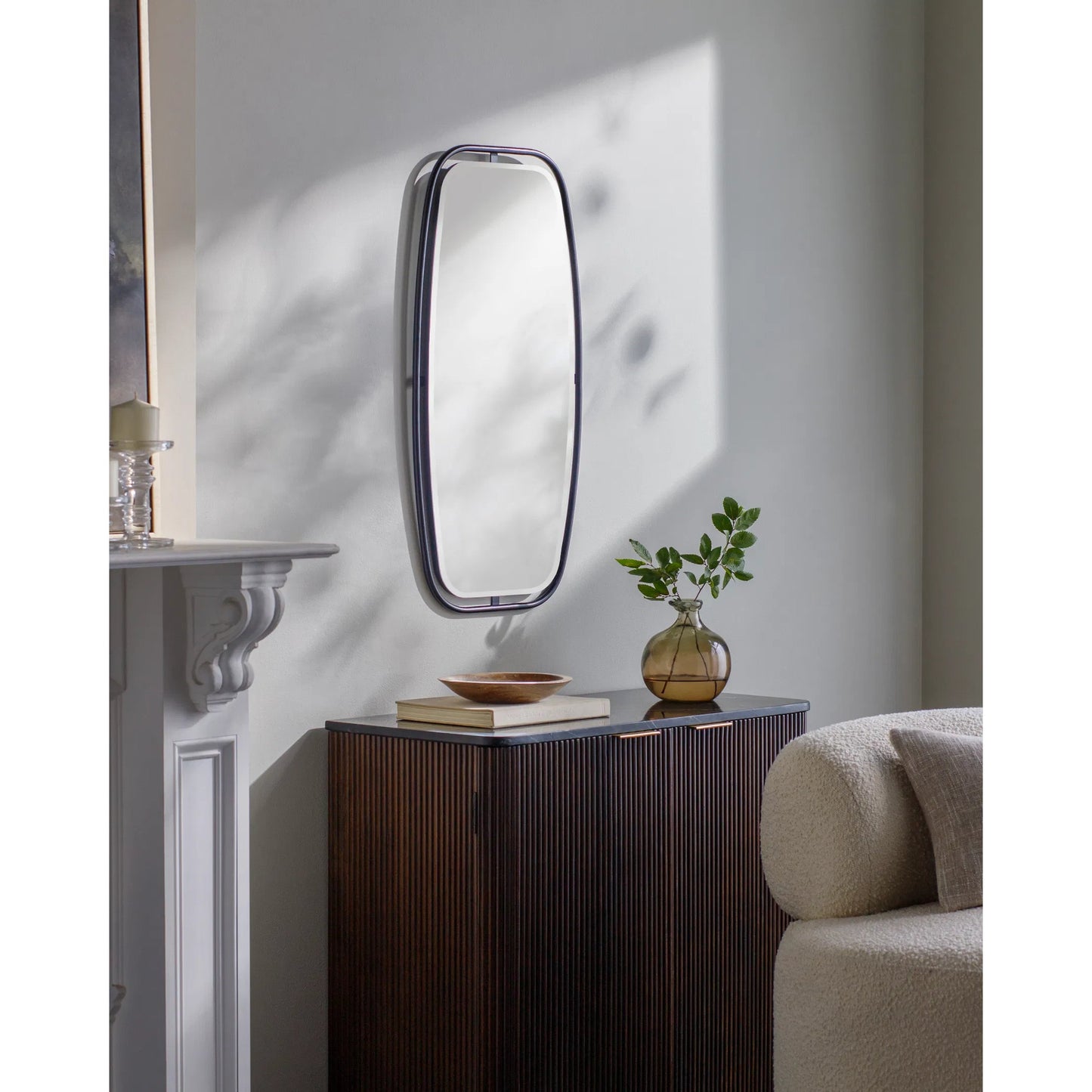 002 SI-2133126 | Lifestyle | Girona - 529946 by Livabliss in frame: black and matte. Made from frame: metal in a modern style.