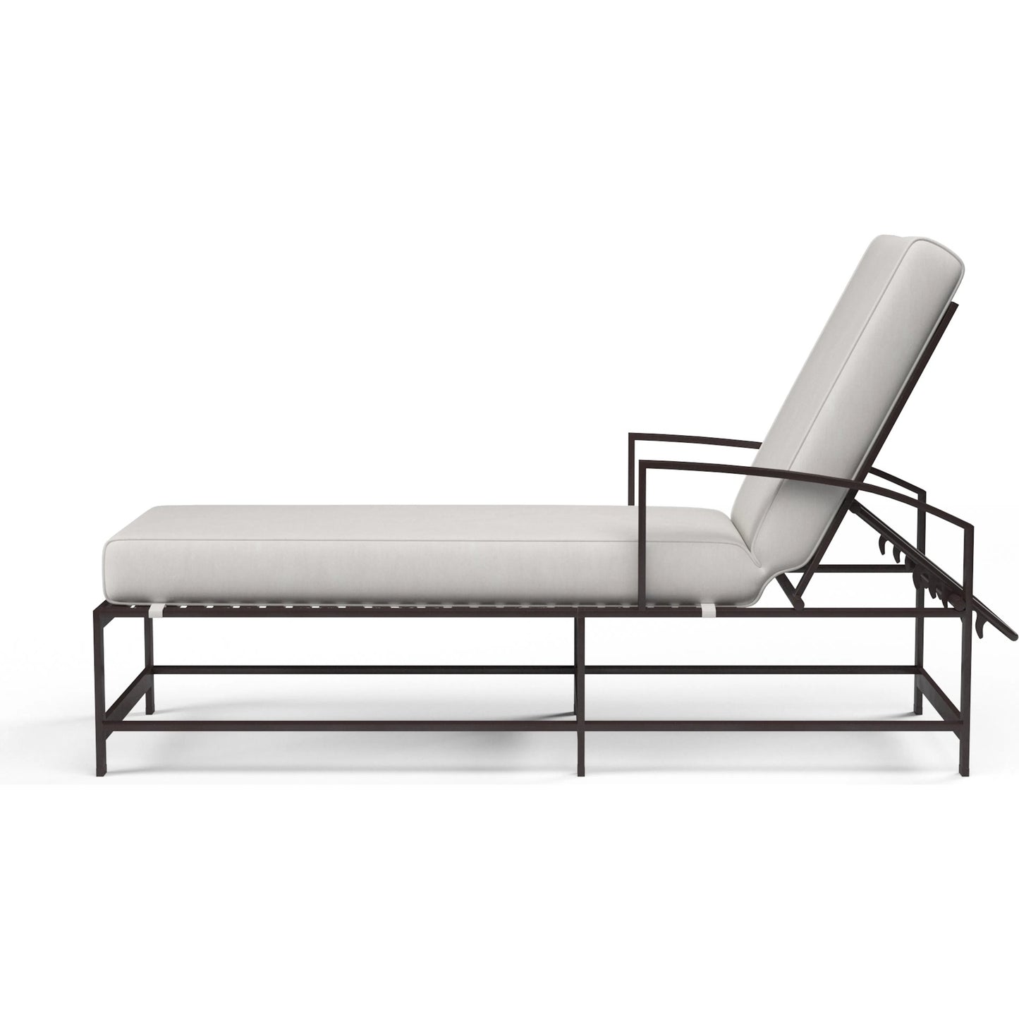 002 SI-2167005 | Additional Silo | La Outdoor Jolla Chaise by Sunset West in espresso. Made from aluminum in a modern style.