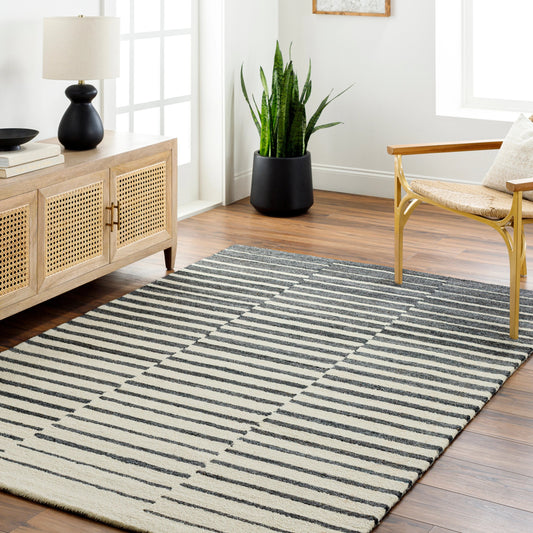 Ottawa Rug - 32480 by Livabliss. Made from main: 54% wool, main: 46% recycled pet yarn in a unique style.