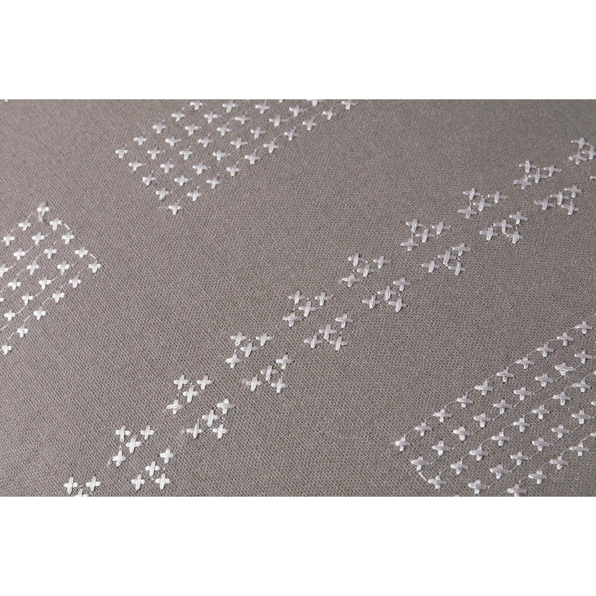 PJS0007 Pillow by Jean Stoffer x Loloi in grey. Made from 100% cotton in a modern style.