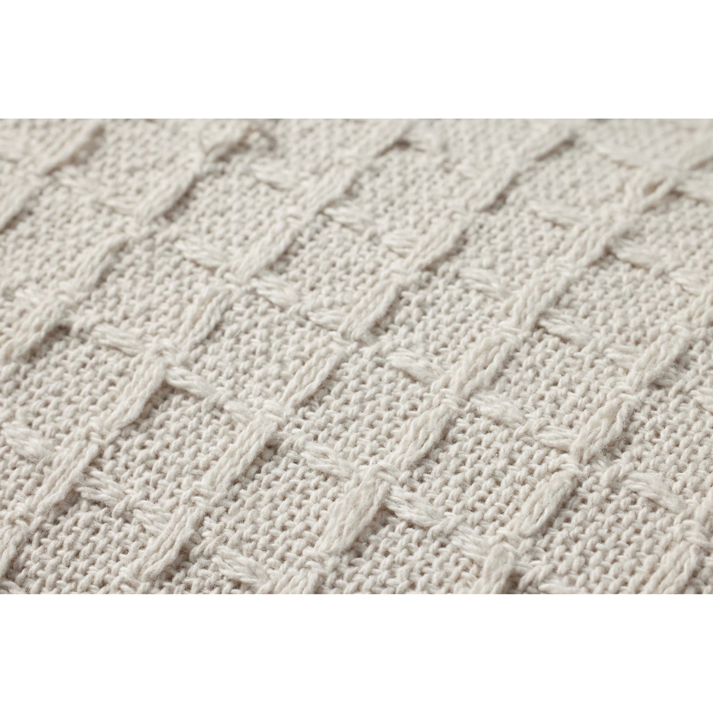 004 SI-2352072,SI-2352074 | Closeup | PJS0015 Pillow by Jean Stoffer x Loloi in ivory. Made from 100% cotton in a transitional style.