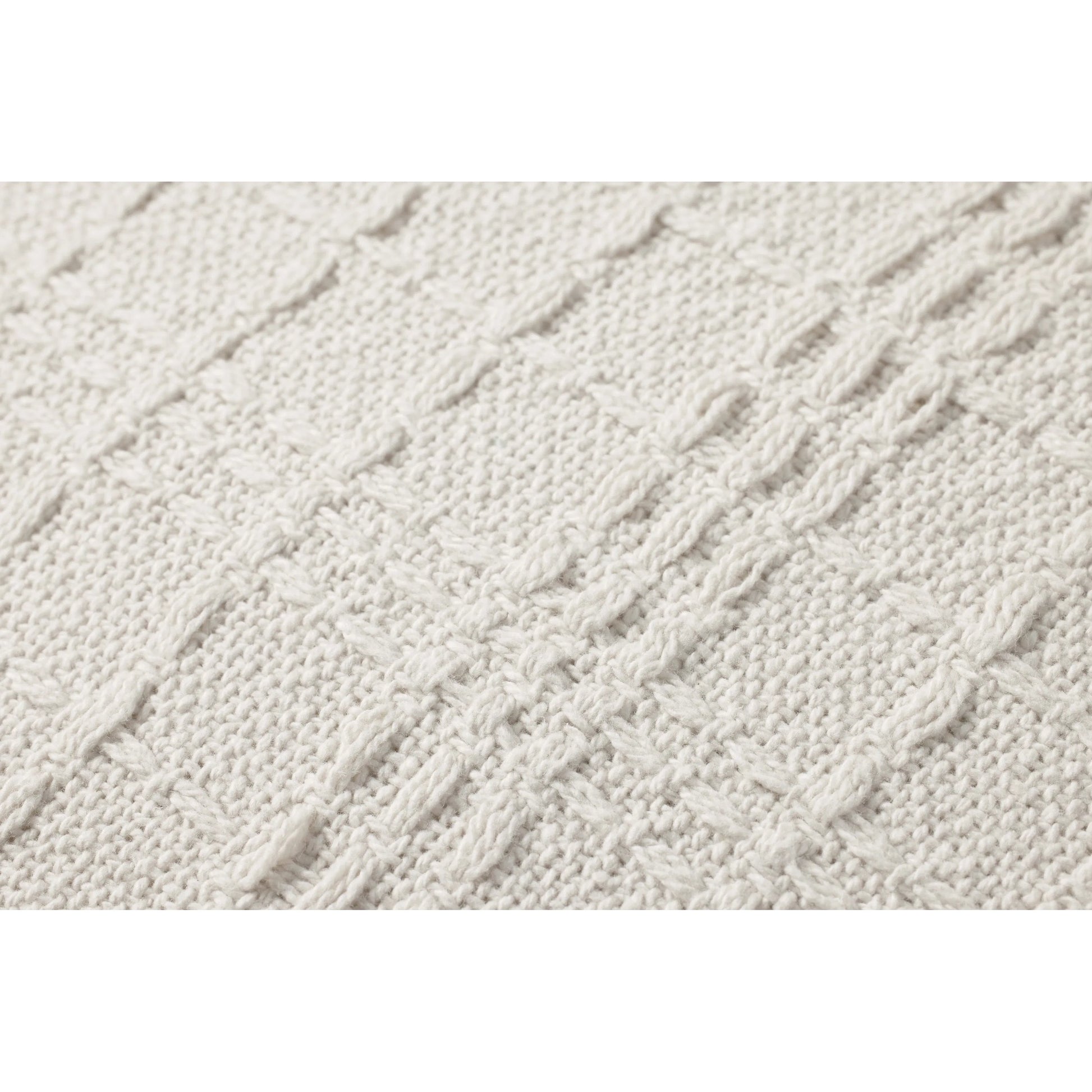 PJS0015 Pillow by Jean Stoffer x Loloi in ivory. Made from 100% cotton in a transitional style.