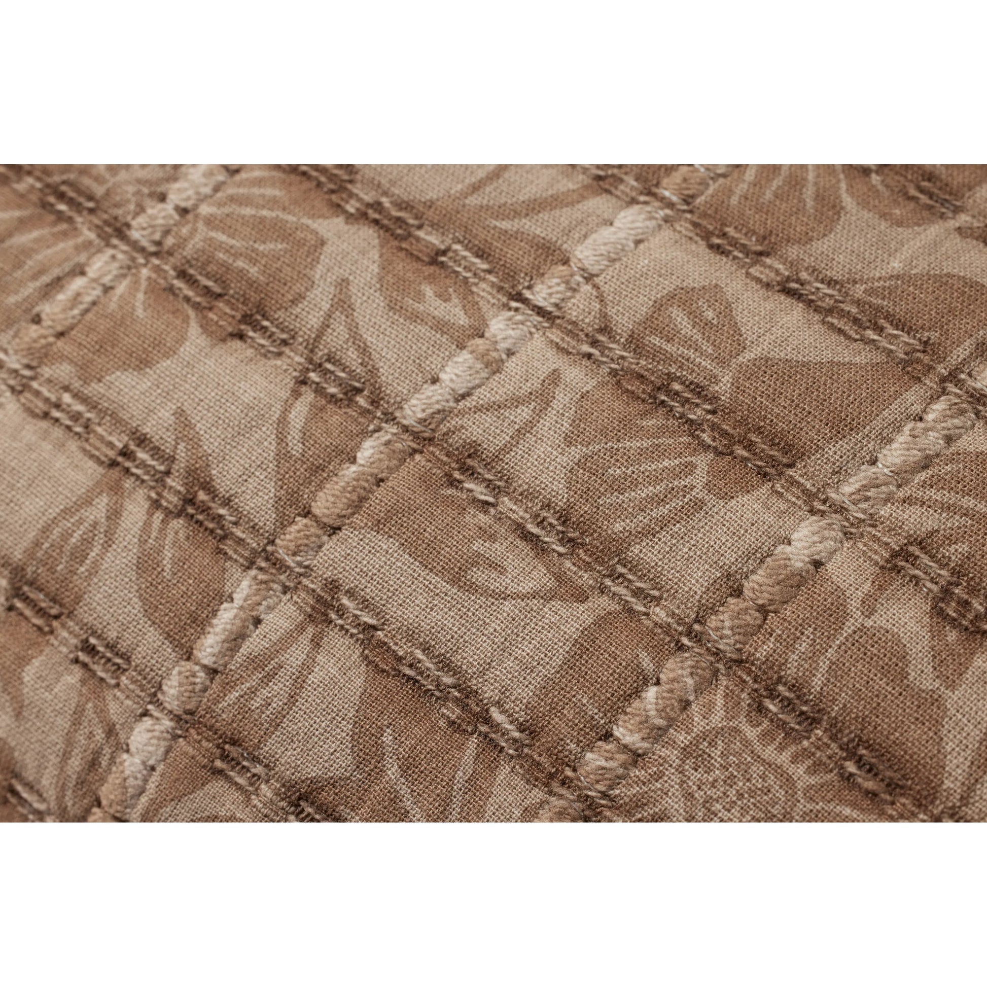 PJS0022 Pillow by Jean Stoffer x Loloi in cinnamon. Made from 100% cotton in a traditional style.
