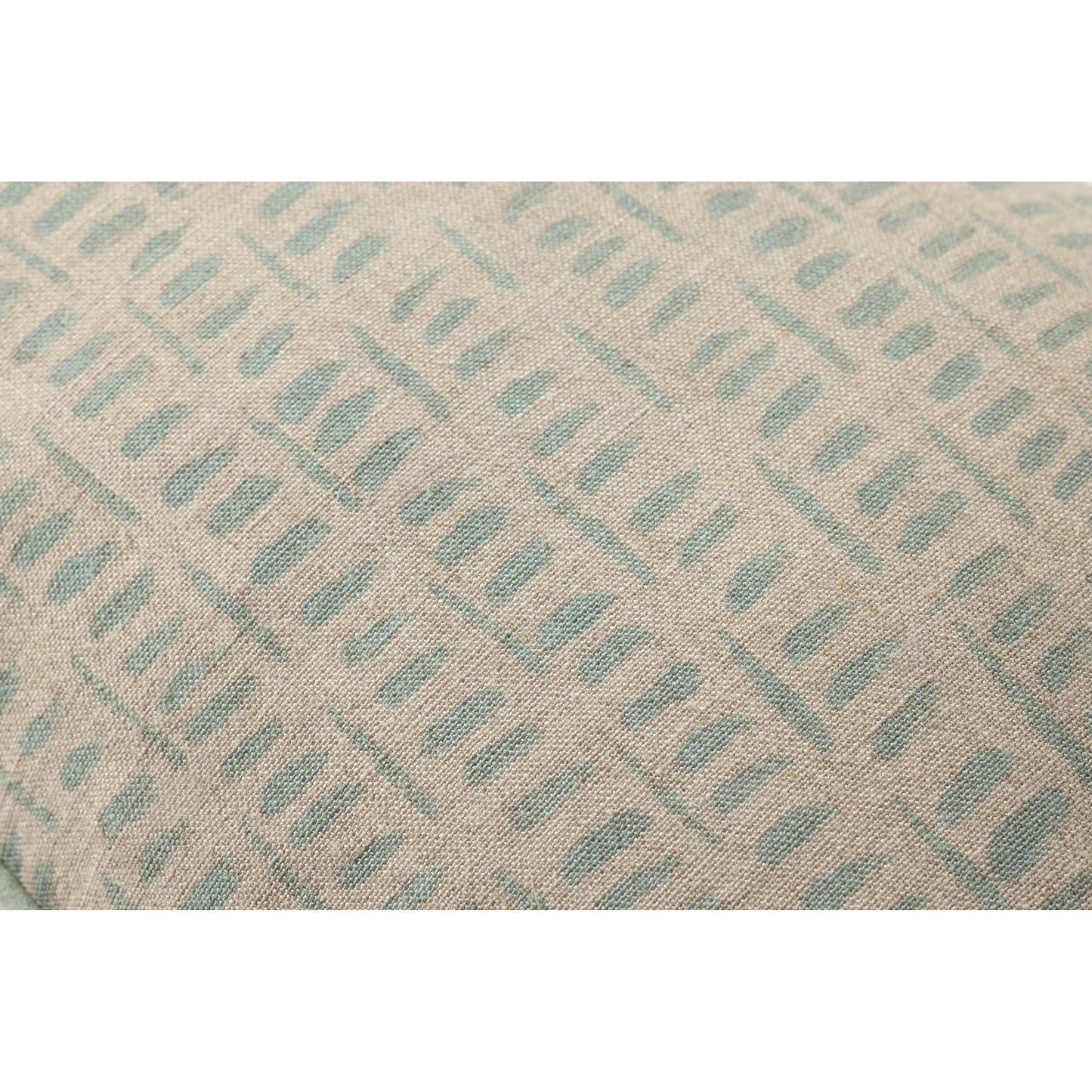 003 SI-2536439,SI-2536440 | Closeup | PLL0162 Pillow by Loloi in light blue. Made from linen, cotton in a transitional style.