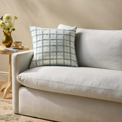PCJ0035 Pillow by Chris Loves Julia x Loloi. Made from cotton, polyester in a eclectic & global style.