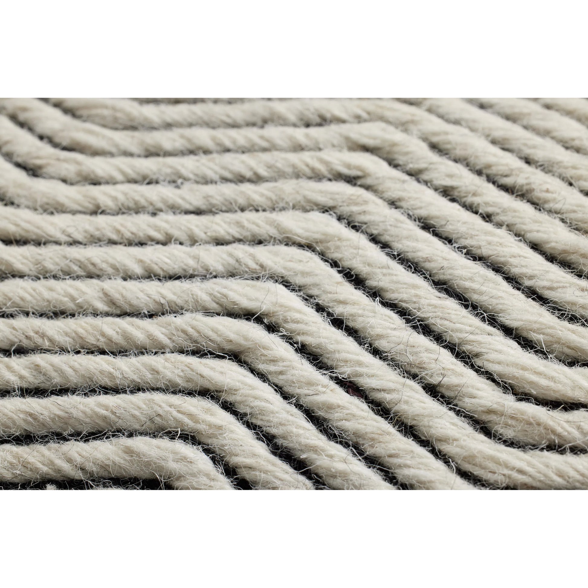PLL0120 Pillow by Loloi. Made from wool, polyester, cotton in a eclectic & global style.