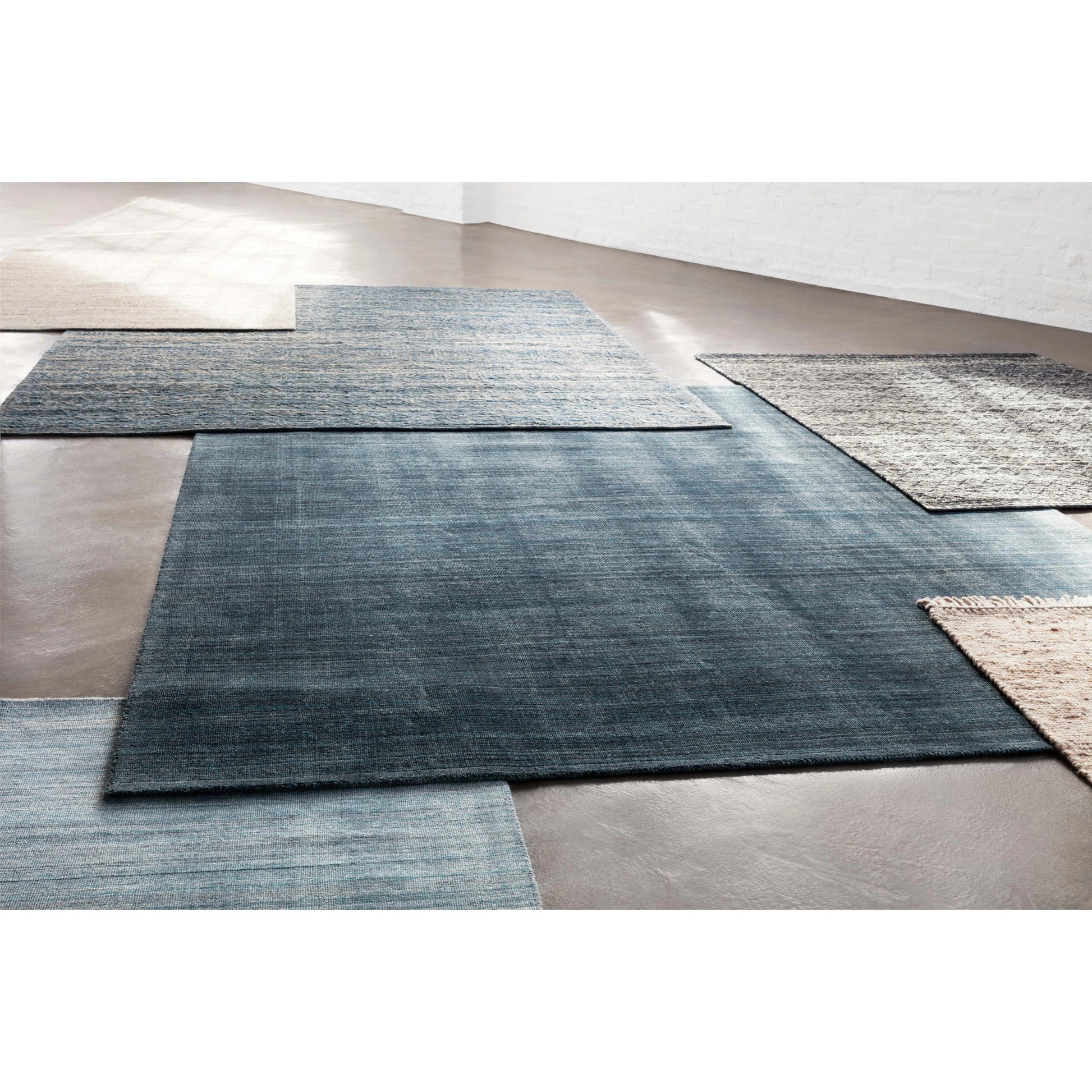 Pasadena PAS-01 Rug by Loloi. Made from unique in a unique style.