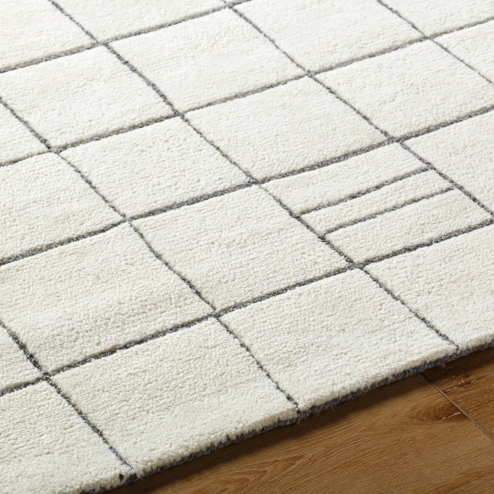 Portobello Rug - 485196 by Livabliss in off-white, pearl. Made from wool in a unique style.