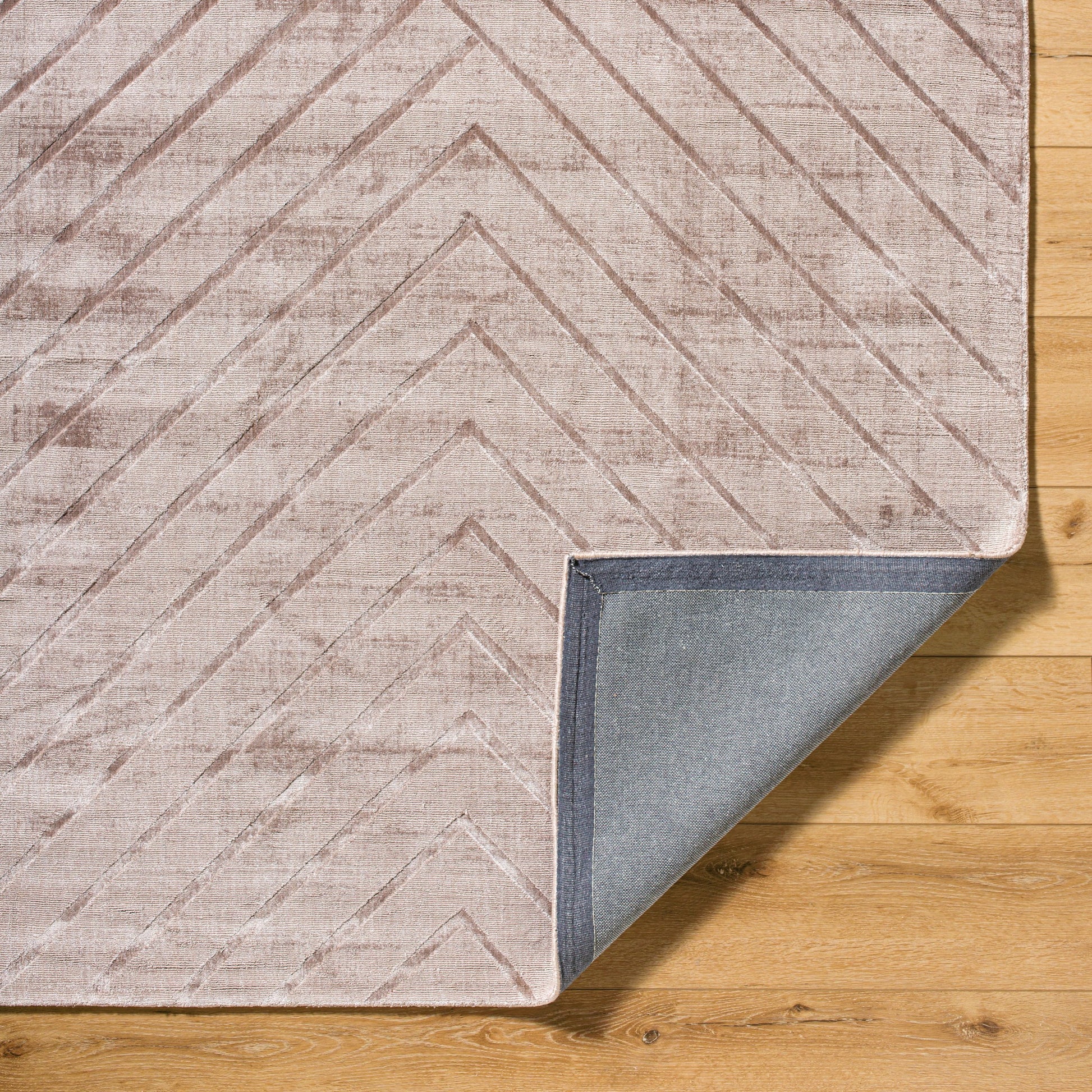 Pier Rug - 484768 by Surya in taupe, sandstone, beige. Made from viscose in a unique style.