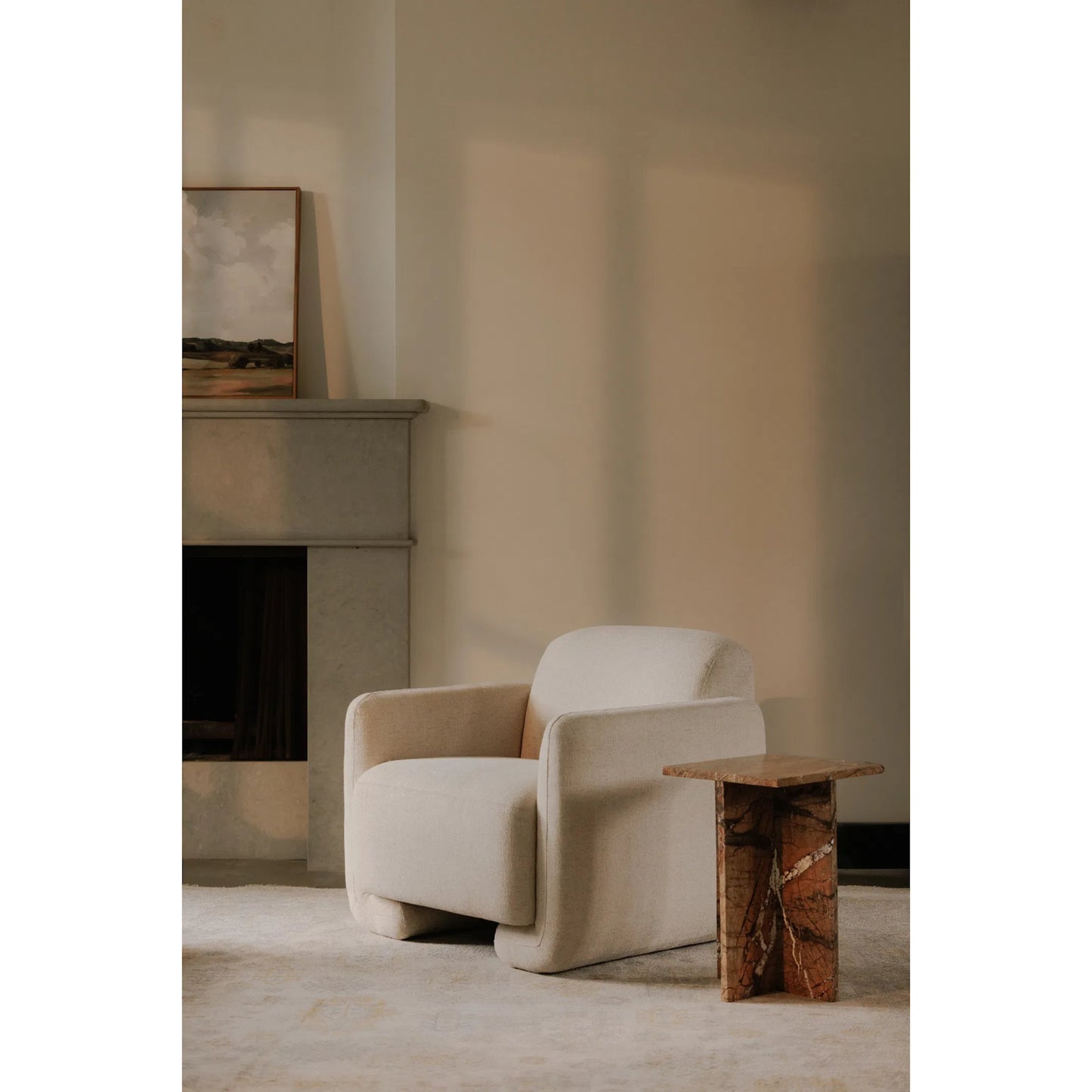 020 SI-2253619 | Lifestyle | Blair Accent Table by Moe's Home Collection. Made from unique in a modern style.