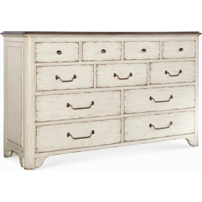 Americana 11-Drawer Dresser by Hooker Furniture. Made from oak veneers and cedar veneers with solid-wood edge top in a cottage & farmhouse style.