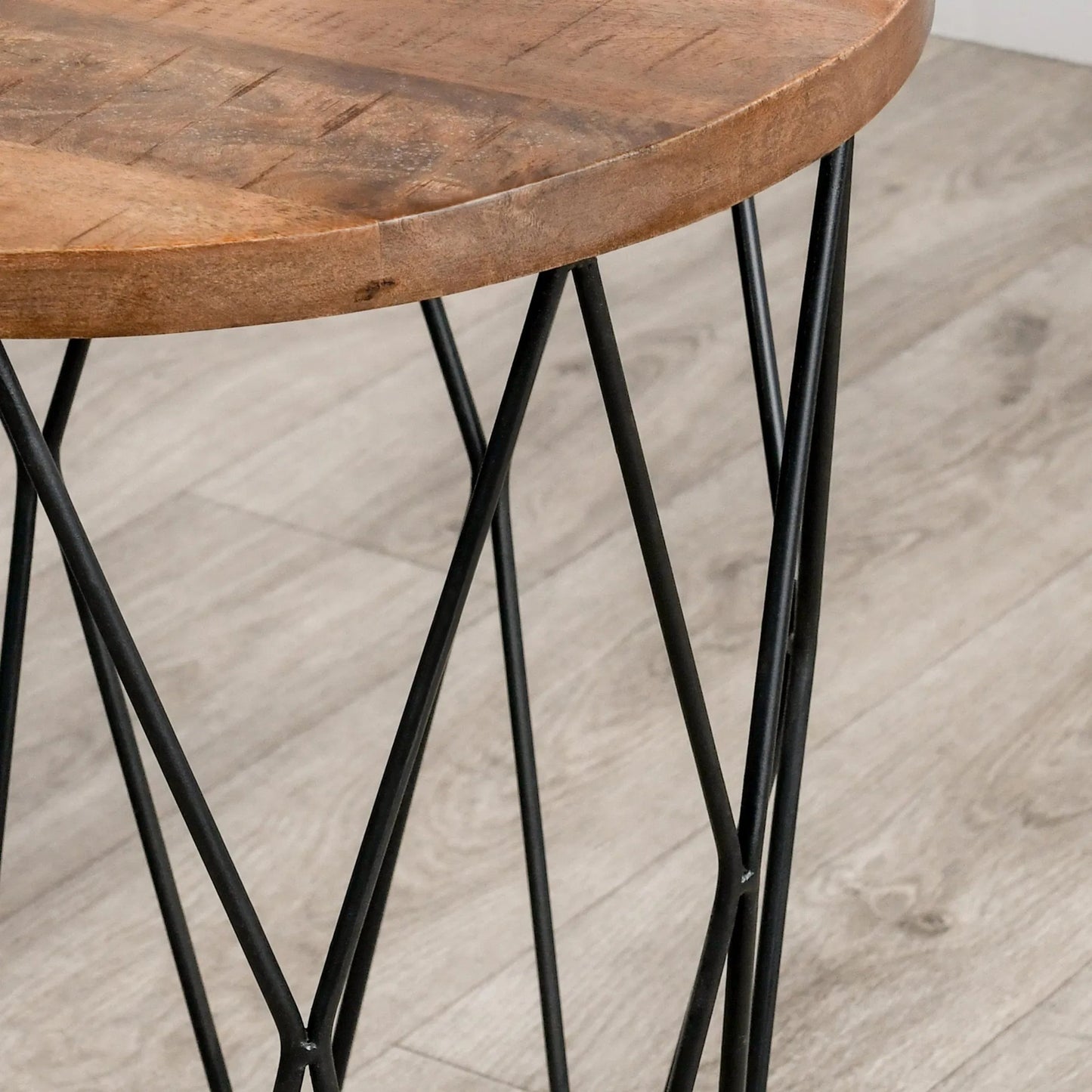 003 SR-897679 | Closeup | Chester End Table by Kosas Home in chestnut brown top, black finish base. Made from mango wood top, iron base in a modern style.
