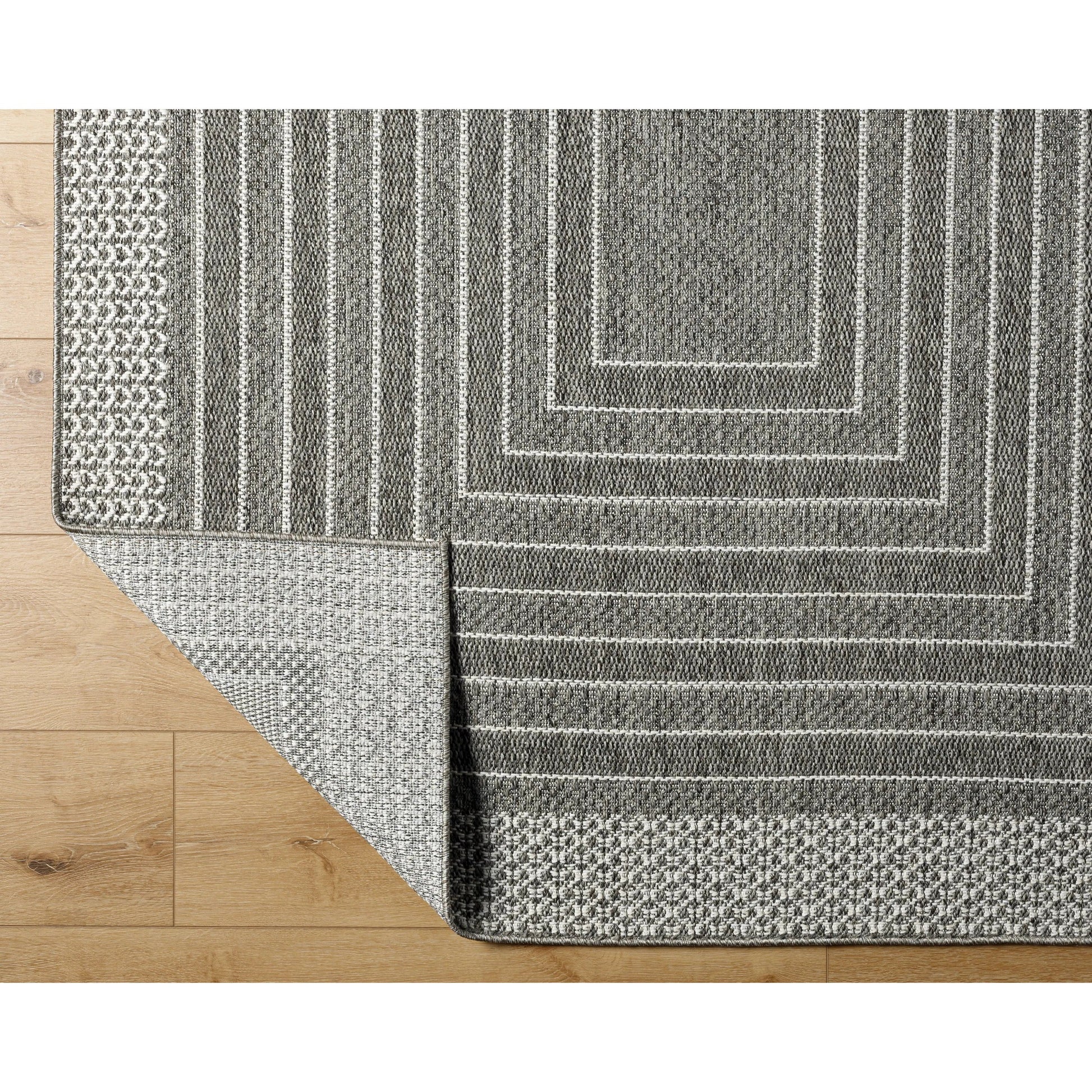 Pismo Beach PMB-2313 Indoor/Outdoor Rug by Livabliss. Made from face: 100% polypropylene, warp: 100% polypropylene in a unique style.