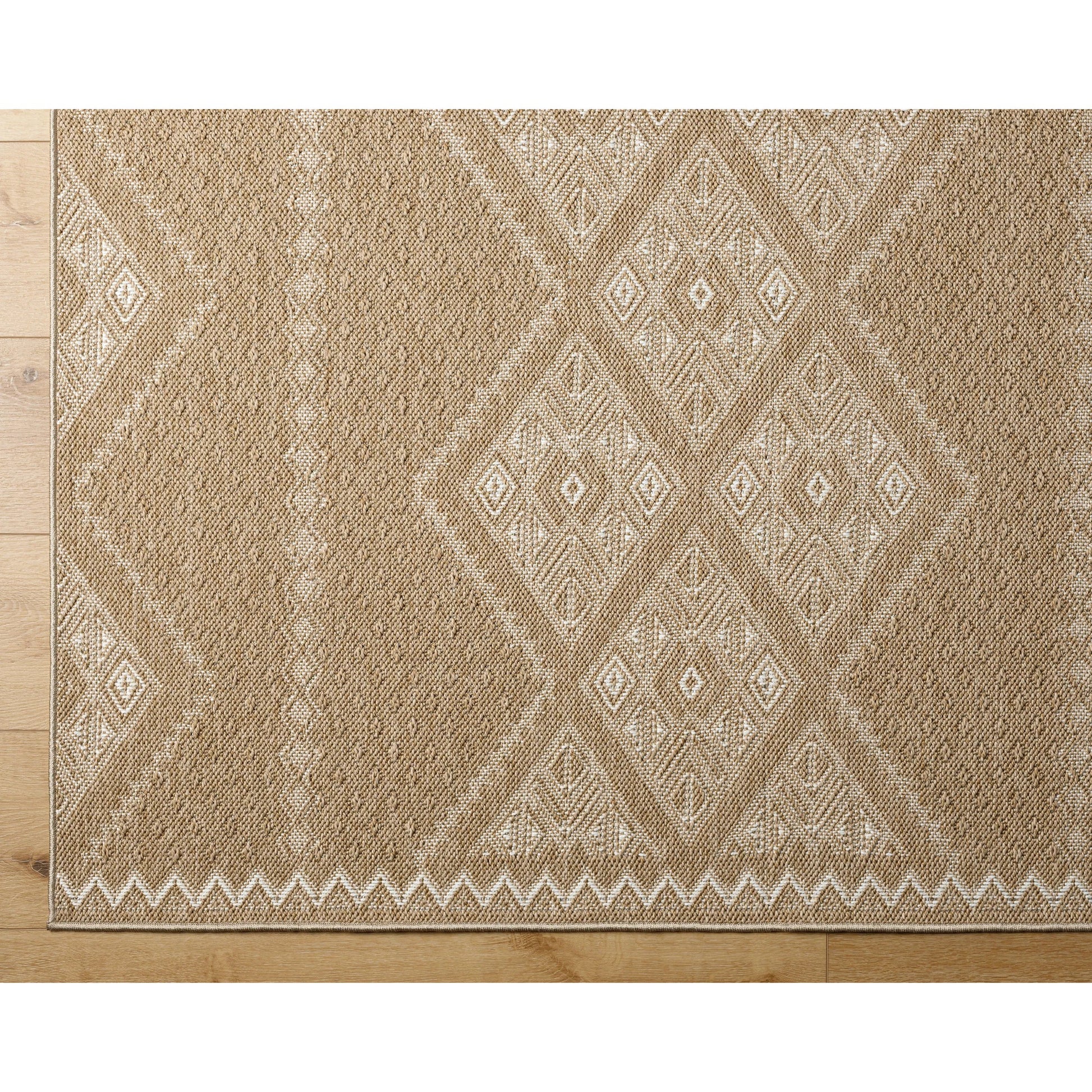 Pismo Beach PMB-2314 Indoor/Outdoor Rug by Livabliss in tan, white. Made from face: 100% polypropylene, warp: 100% polypropylene in a unique style.