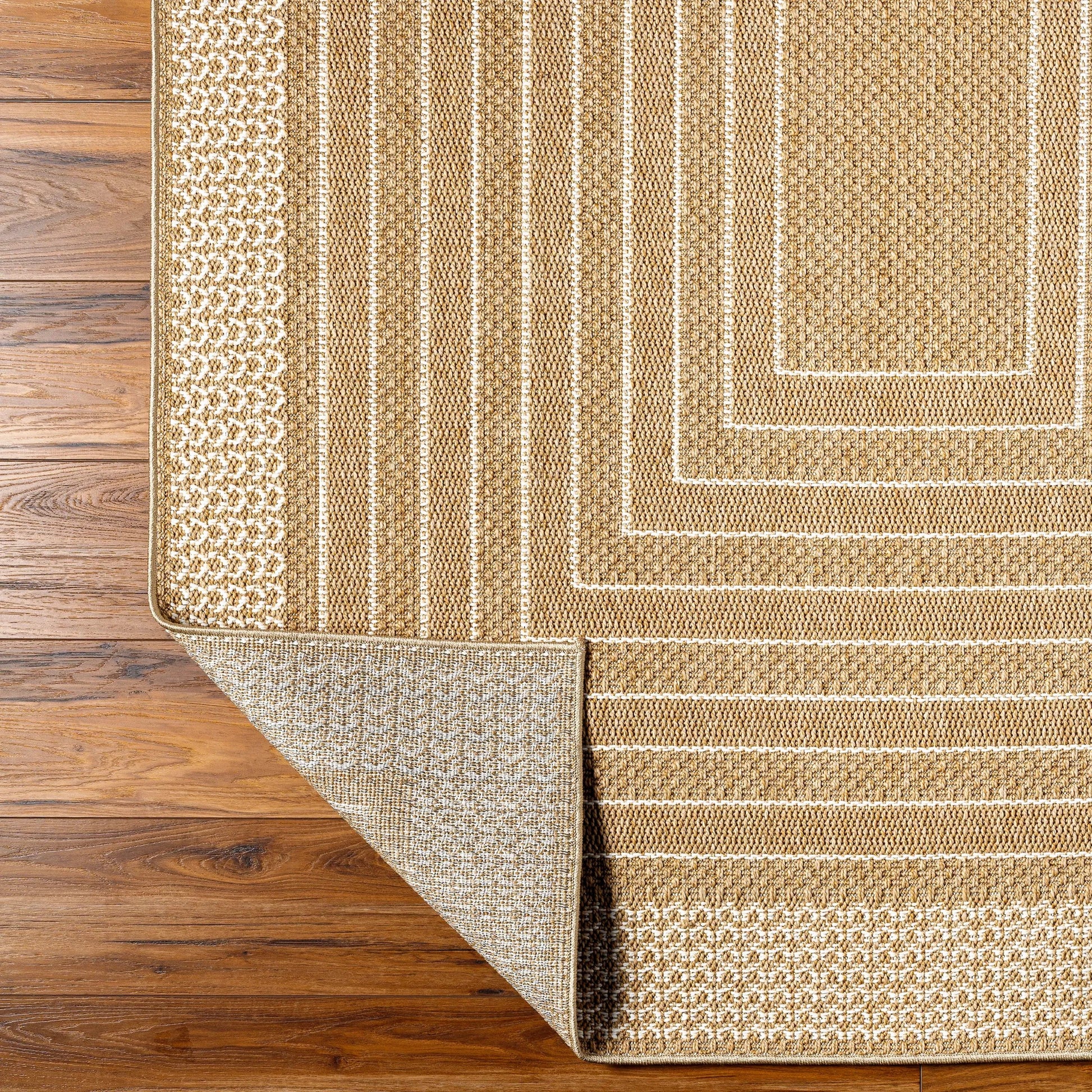 Pismo Beach PMB-2313 Indoor/Outdoor Rug by Livabliss. Made from face: 100% polypropylene, warp: 100% polypropylene in a unique style.