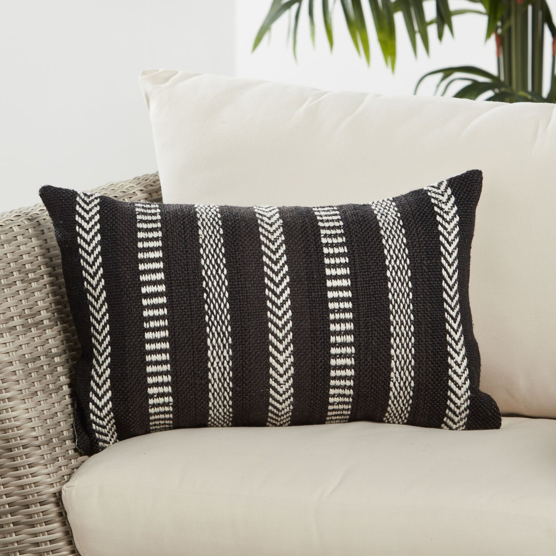 Pampas PMP01 Indoor/Outdoor Pillow by Jaipur Living. Made from 100% polyester in a cottage & farmhouse style.
