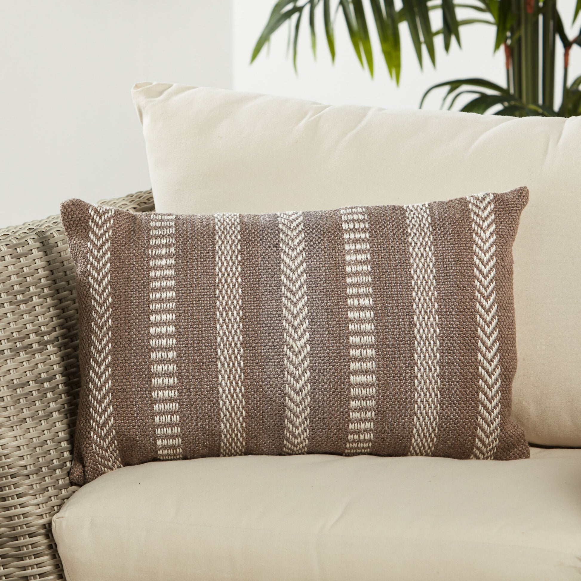 Pampas PMP01 Indoor/Outdoor Pillow by Jaipur Living. Made from 100% polyester in a cottage & farmhouse style.