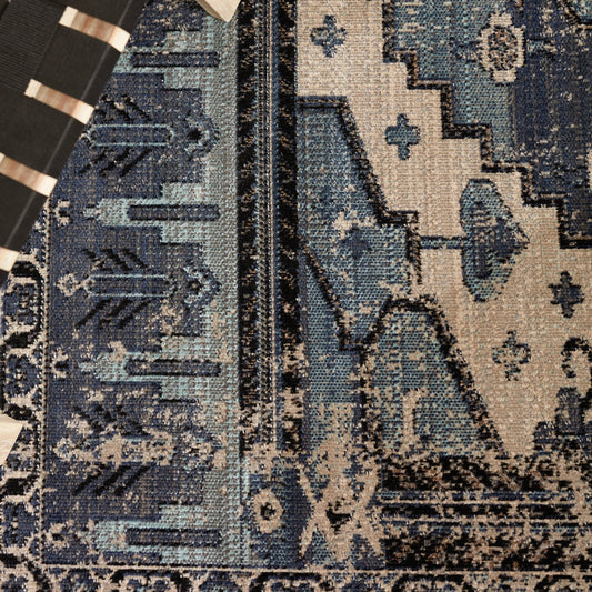 Cicero Rug by Jaipur Living. Made from 100% polypropylene in a unique style.
