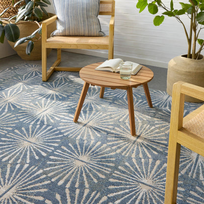 Polaris POL53 Indoor/Outdoor Rug by Jaipur Living in blue, cream. Made from 100% polypropylene in a unique style.