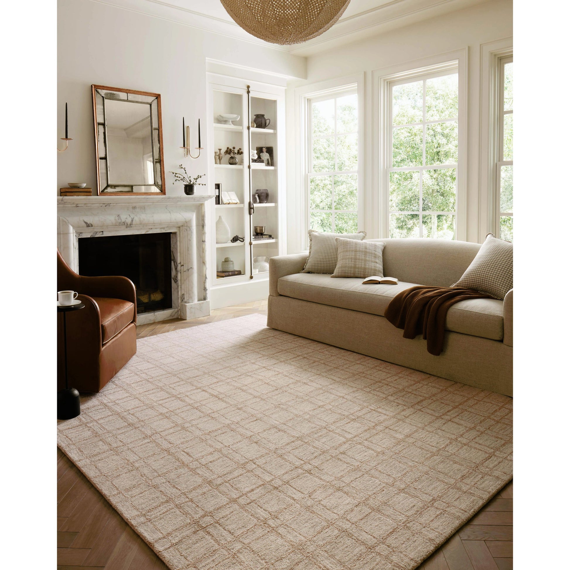 Polly POL-10 Rug by Chris Loves Julia x Loloi in khaki, sand. Made from 71% wool, 29% jute pile in a unique style.
