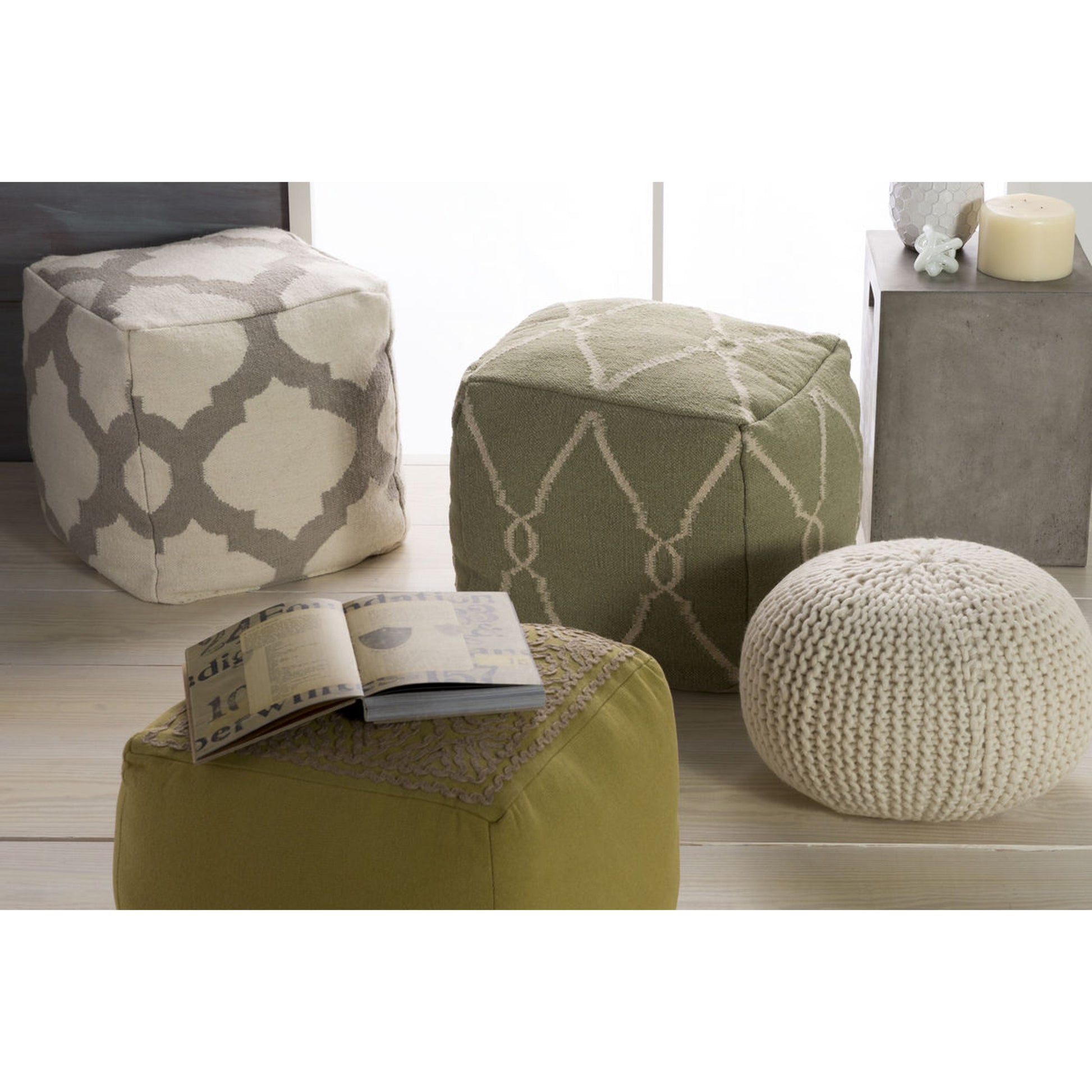 Fallon - 33610 by Surya. Made from 100% wool in a modern style.