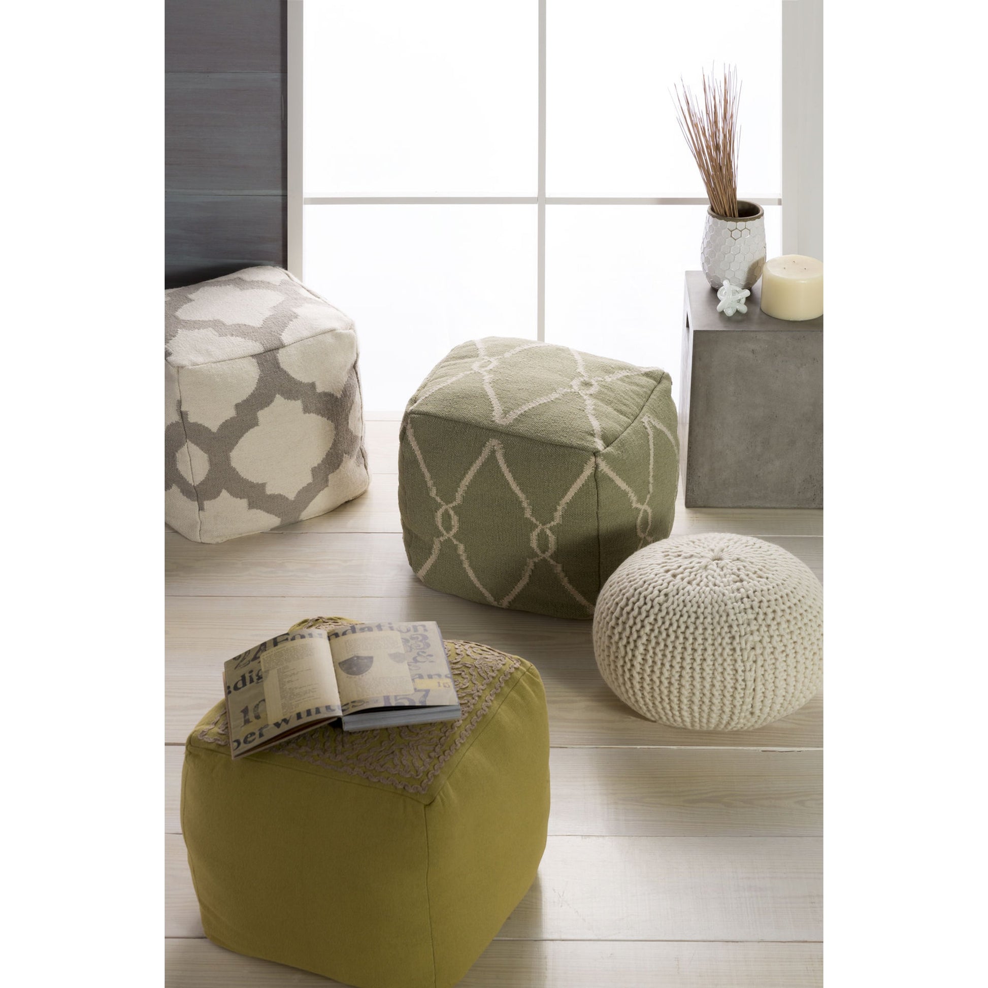 Fallon - 33610 by Surya. Made from 100% wool in a modern style.
