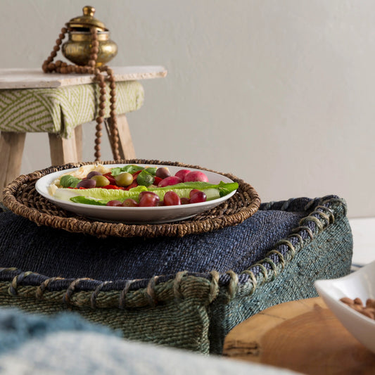 Tonga - 12045 by Surya. Made from 100% jute in a eclectic & global style.